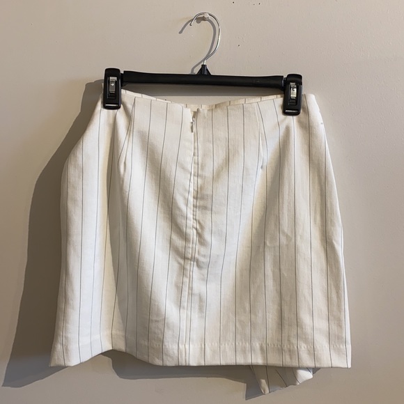 NWOT| Belle Vere | Tie Skirt - Picture 2 of 12